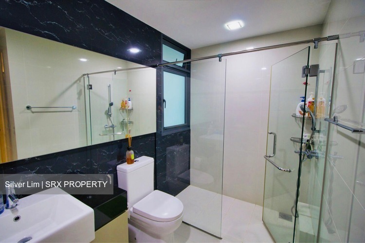 Esparina Residences (D19), Condominium #184631222